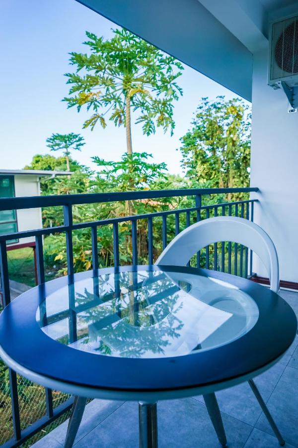 Lynn'S Getaway Hotel Apia Ngoại thất bức ảnh