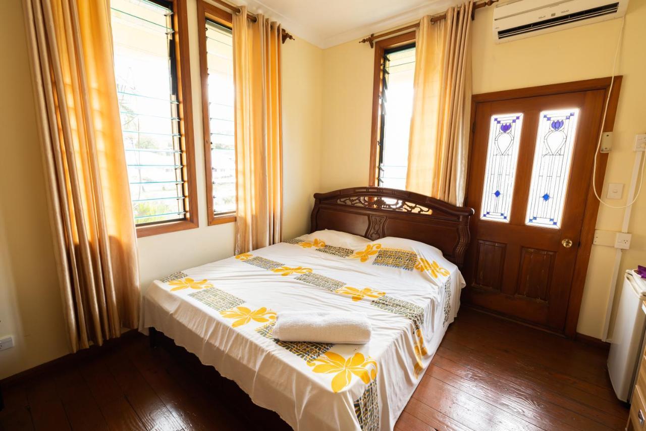 Lynn'S Getaway Hotel Apia Ngoại thất bức ảnh