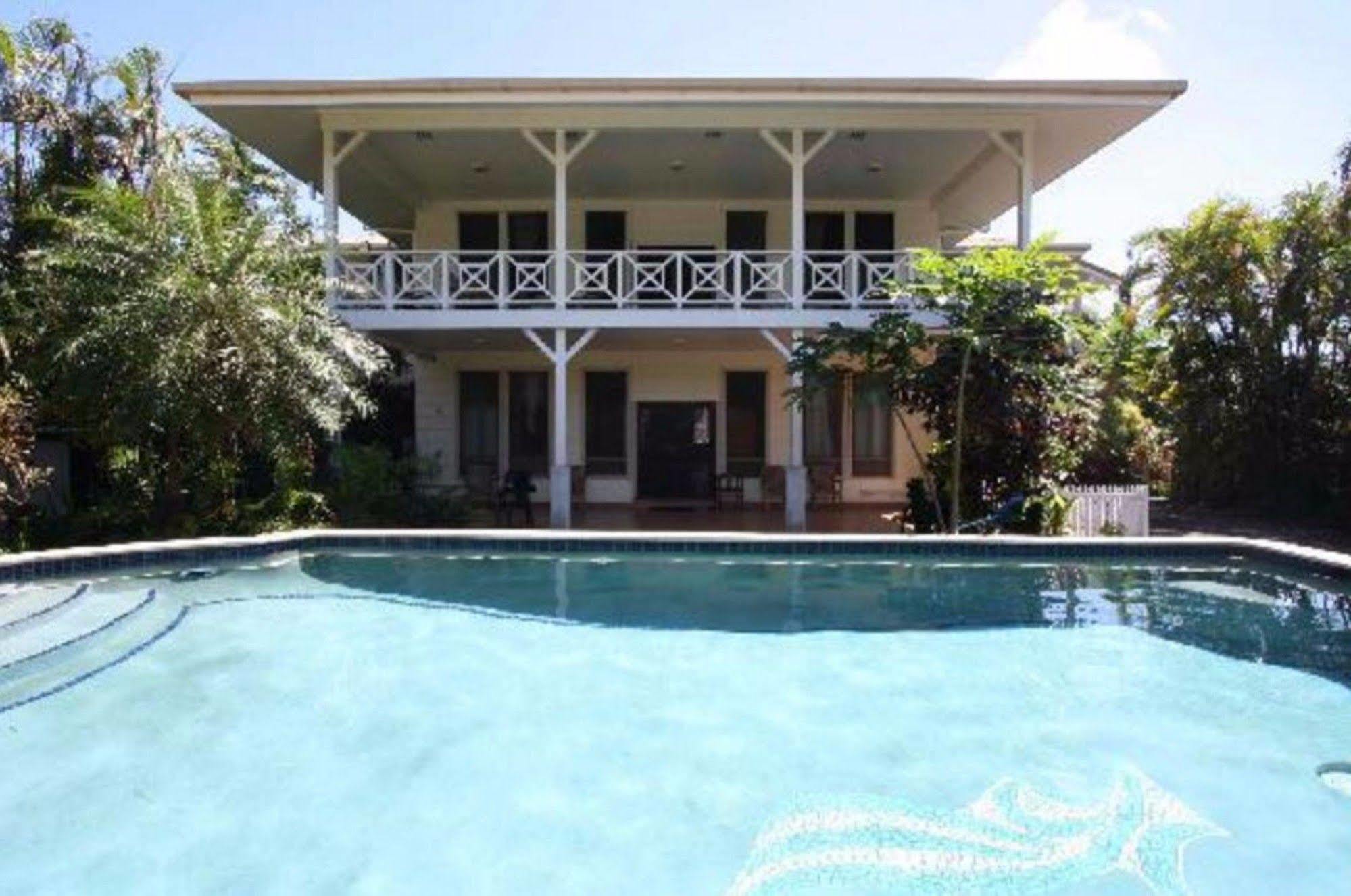 Lynn'S Getaway Hotel Apia Ngoại thất bức ảnh